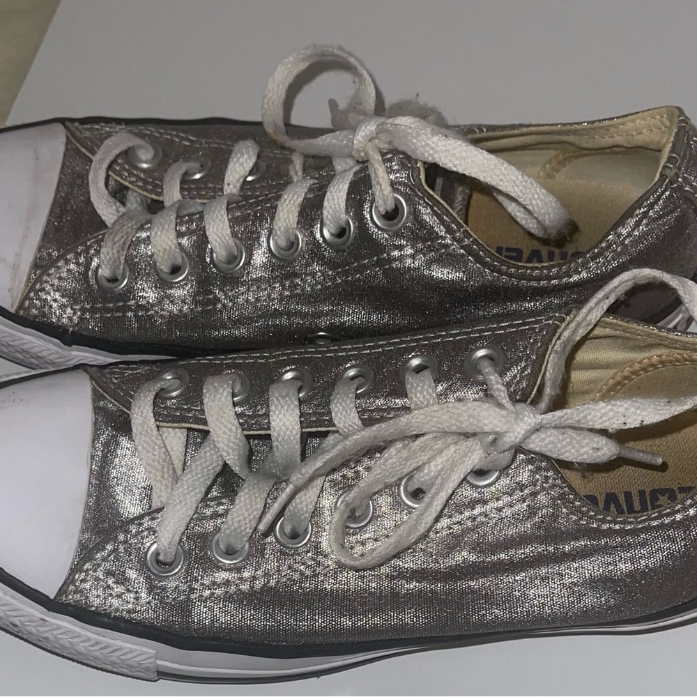 Converse - Picture 6 of 8